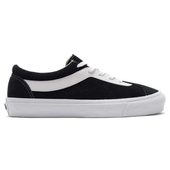 suede skate shoes